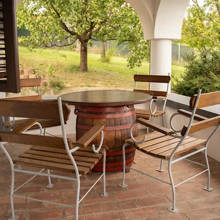 Feriehus Balaton - Your Hide Away